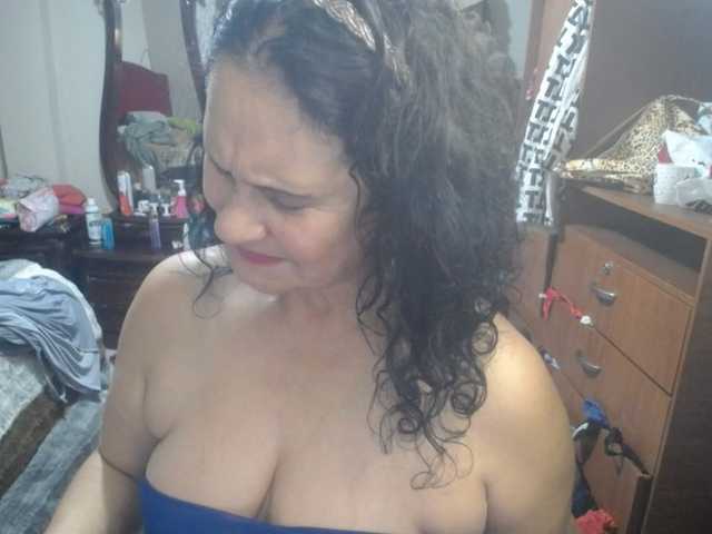 jazmin-mature