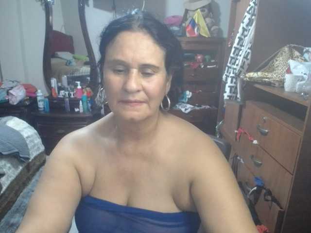 jazmin-mature live cam on BongaCams