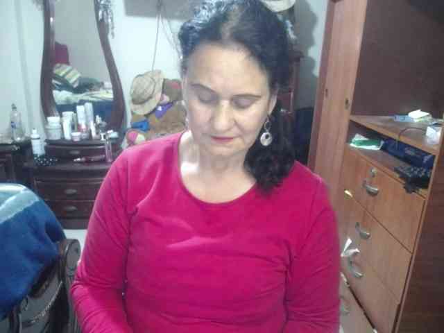 jazmin-mature webcam