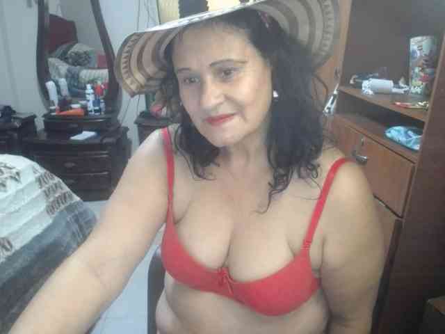 jazmin-mature webcam