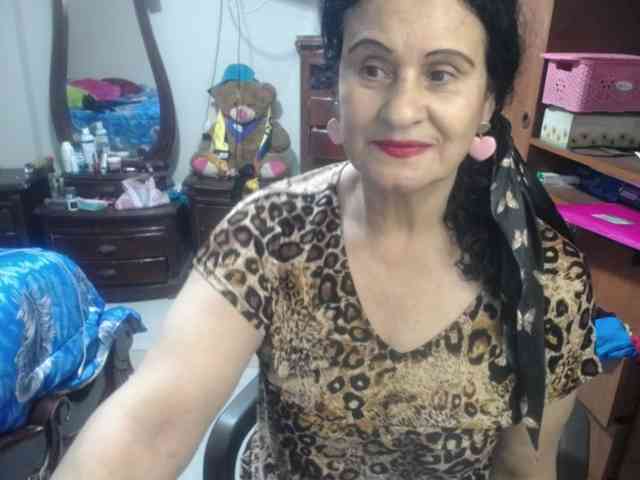 jazmin-mature webcam