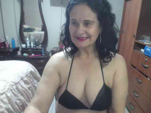 jazmin-mature webcam