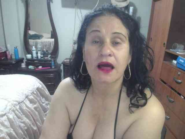 jazmin-mature webcam