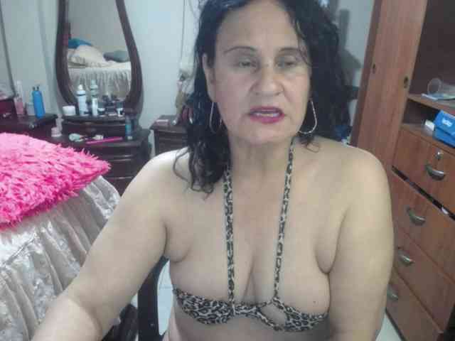 jazmin-mature webcam