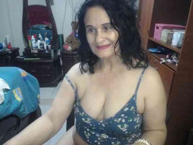 jazmin-mature webcam