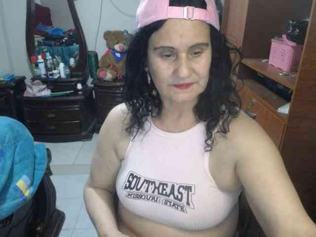 jazmin-mature webcam
