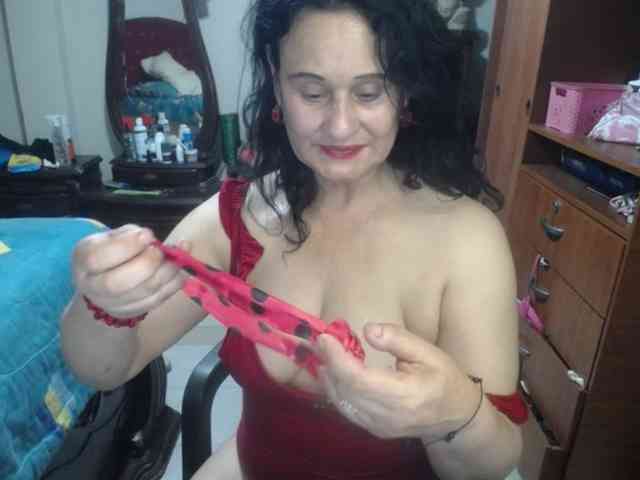 jazmin-mature webcam