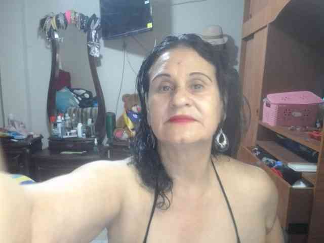 jazmin-mature webcam