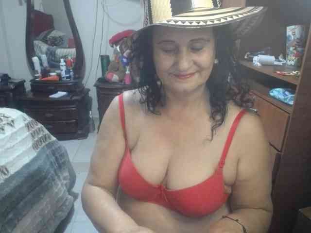 jazmin-mature webcam