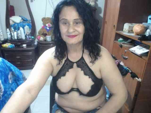 jazmin-mature webcam