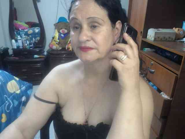 jazmin-mature webcam