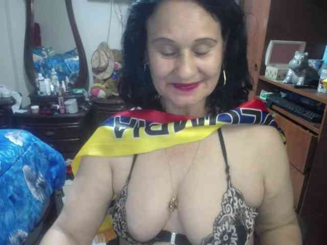 jazmin-mature webcam