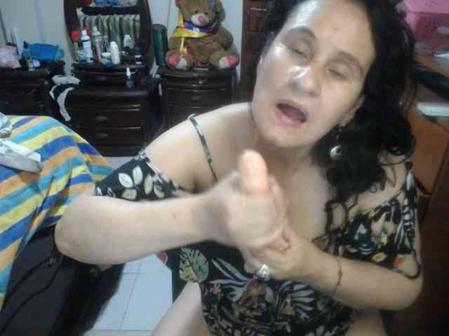 jazmin-mature webcam