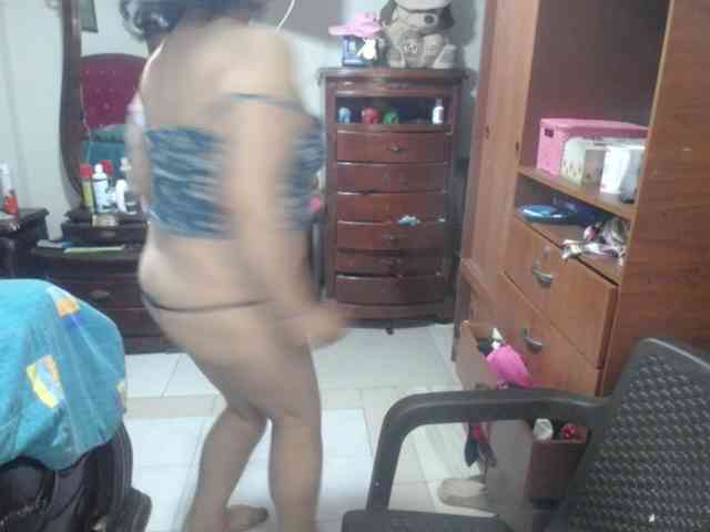 jazmin-mature webcam