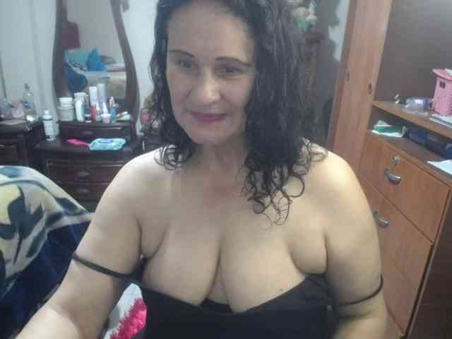 jazmin-mature webcam