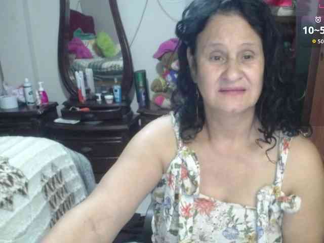 jazmin-mature webcam