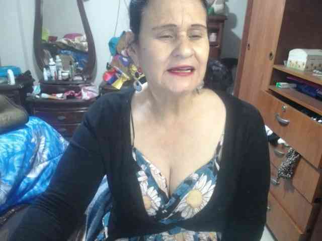 jazmin-mature webcam
