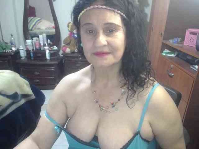 jazmin-mature webcam