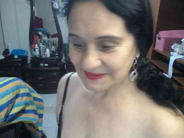 jazmin-mature webcam