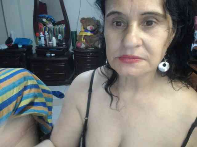 jazmin-mature webcam
