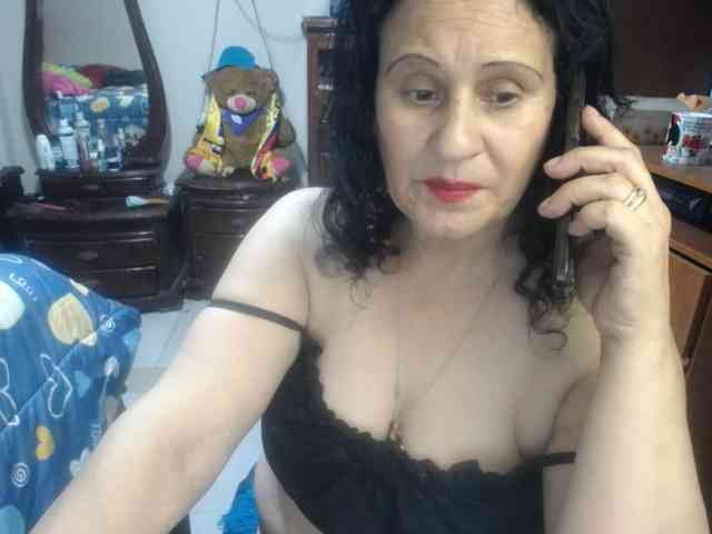 jazmin-mature webcam