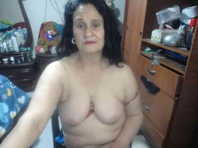 jazmin-mature webcam