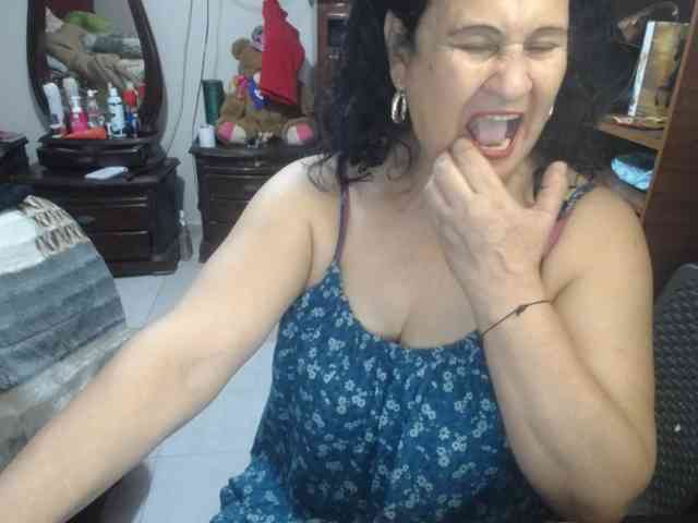 jazmin-mature webcam