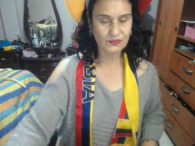 jazmin-mature webcam