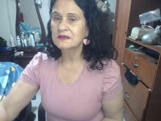 jazmin-mature webcam