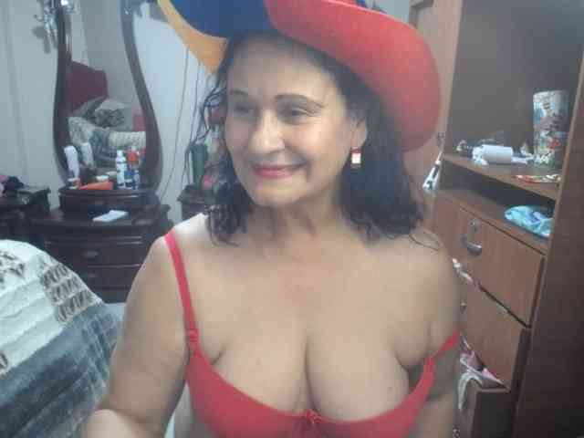 jazmin-mature webcam