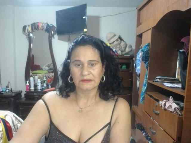 jazmin-mature jazmin-mature