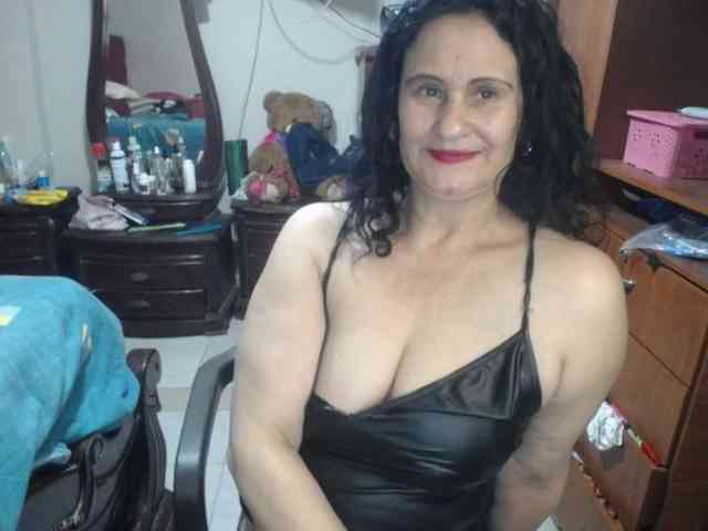 jazmin-mature jazmin-mature