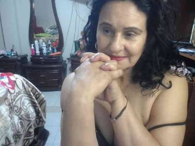 jazmin-mature jazmin-mature