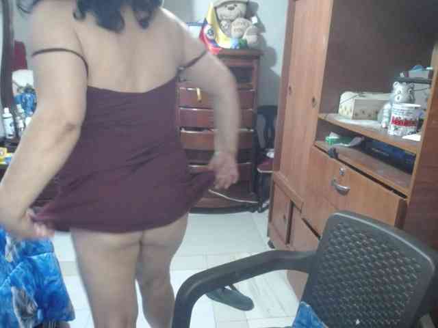 jazmin-mature