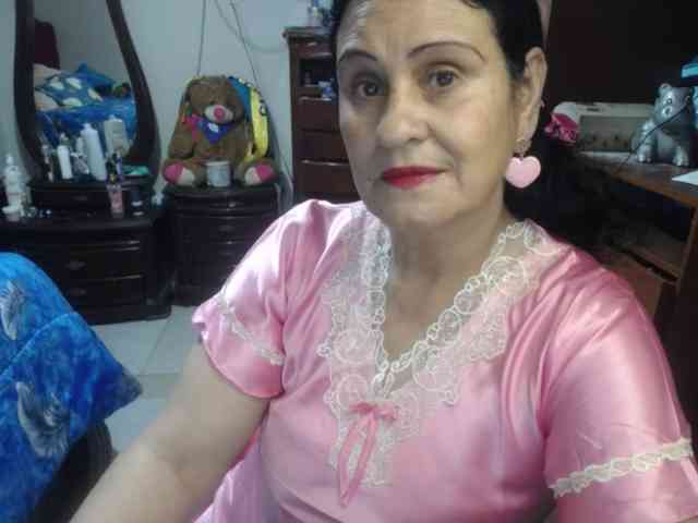 jazmin-mature webcam