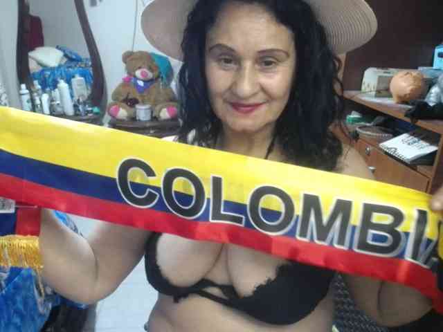 jazmin-mature webcam