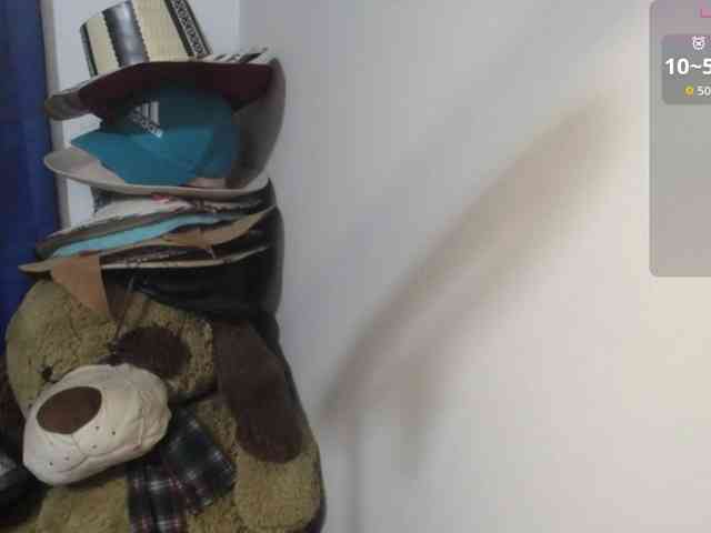 jazmin-mature webcam