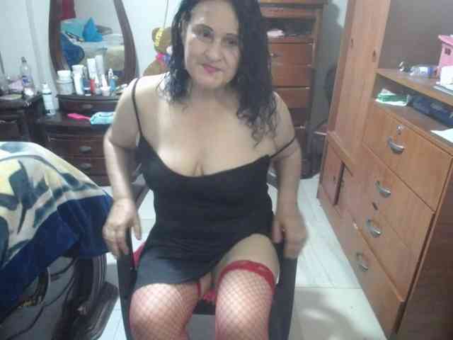 jazmin-mature webcam