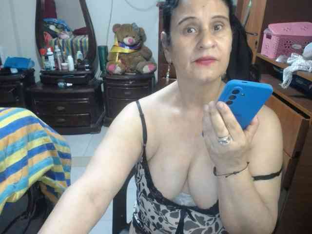 jazmin-mature jazmin-mature