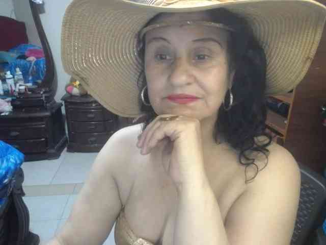 jazmin-mature webcam