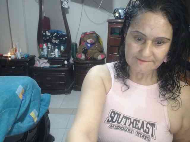jazmin-mature webcam