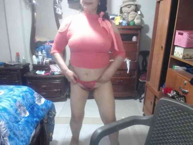 jazmin-mature webcam