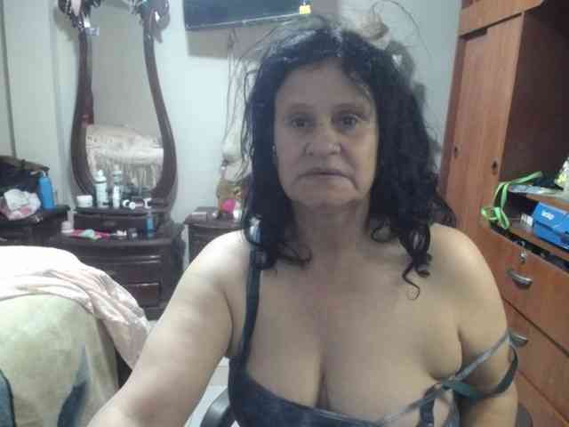 jazmin-mature webcam