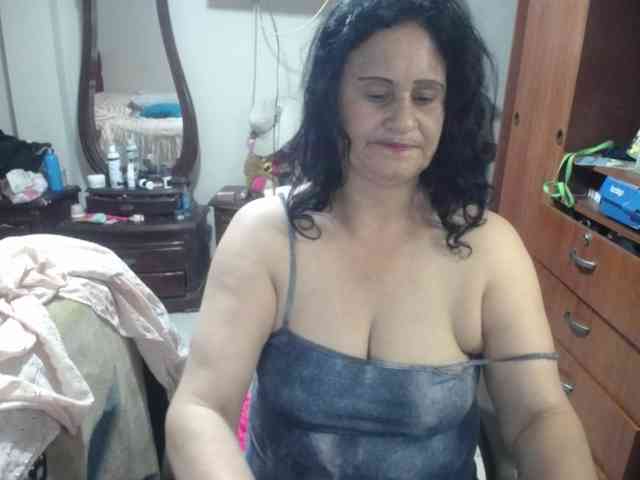 jazmin-mature webcam