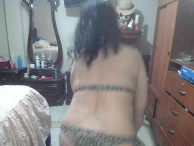 jazmin-mature webcam