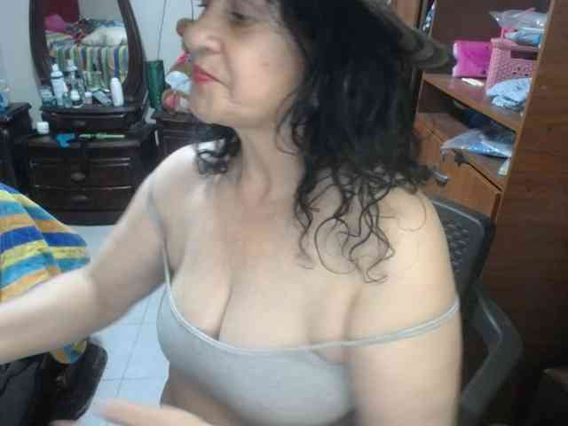 jazmin-mature jazmin-mature