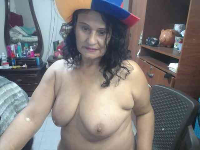 jazmin-mature webcam