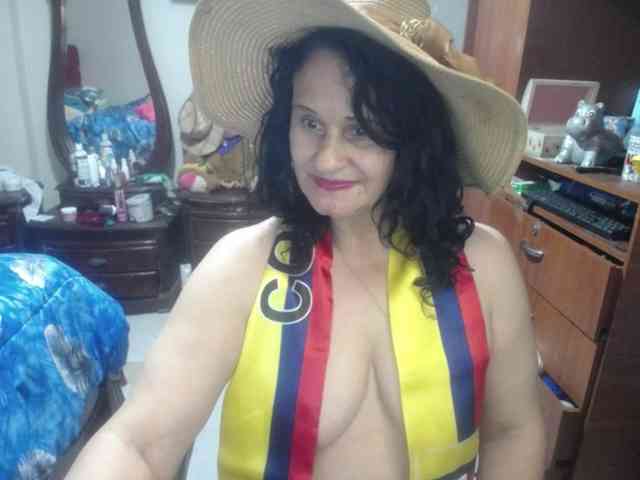 jazmin-mature webcam