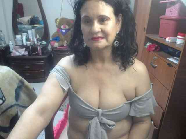 jazmin-mature webcam