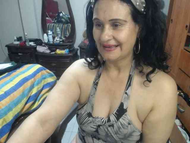 jazmin-mature webcam